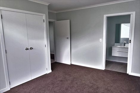 Photo of property in 15 Trent Street, Island Bay, Wellington, 6023