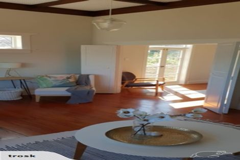 Photo of property in 11 Trosk Place, Waiuku, 2123