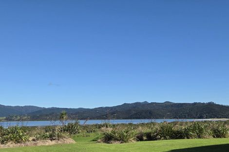 Photo of property in 137 Kelly Jade Avenue, Matarangi, Whitianga, 3592