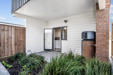 Photo of property in 162 Hobsonville Point Road, Hobsonville, Auckland, 0616