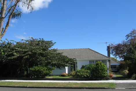 Photo of property in 17 Milton Street, Trentham, Upper Hutt, 5018