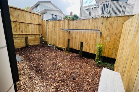 Photo of property in 23 Ayr Road, Pakuranga, Auckland, 2010