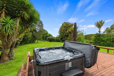 Photo of property in 122 No 2 Road, Te Puke, 3182