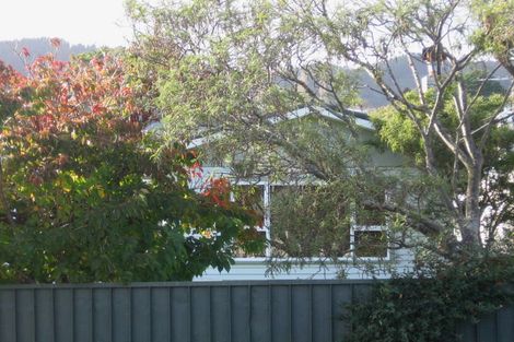 Photo of property in 215 Stokes Valley Road, Stokes Valley, Lower Hutt, 5019