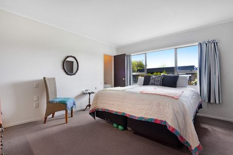 Photo of property in 3 Revell Court, Pukekohe, 2120