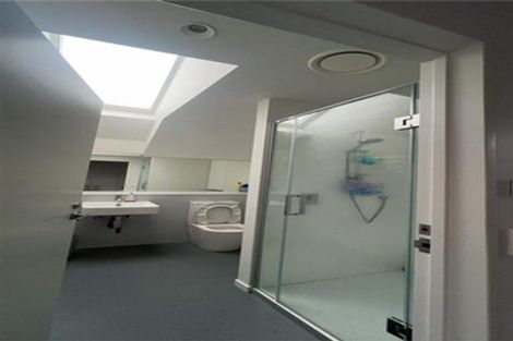 Photo of property in 383 Adelaide Road, Newtown, Wellington, 6021