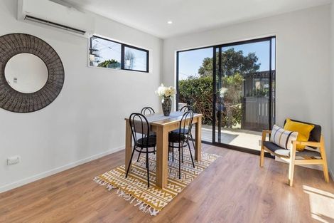 Photo of property in 40e Nikau Street, New Lynn, Auckland, 0600
