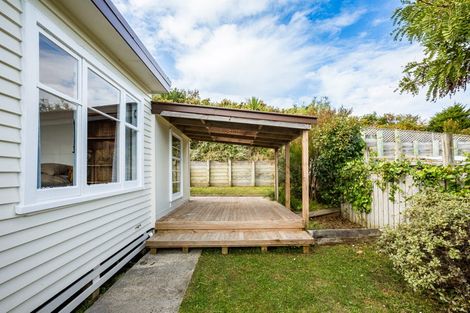Photo of property in 12 Owhiti Street, Titahi Bay, Porirua, 5022