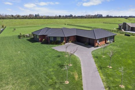 Photo of property in 203 Matangi Road, Matangi, Hamilton, 3284