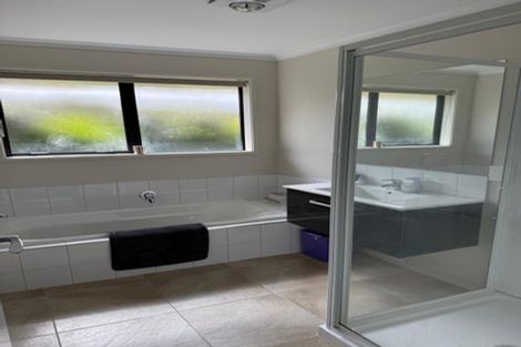 Photo of property in 213 Kimihia Road, Huntly, 3771