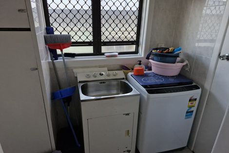 Photo of property in 318 Massey Road, Mangere East, Auckland, 2024