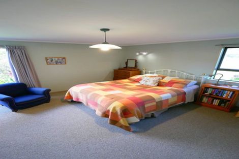 Photo of property in 119 Paekakariki Hill Road, Pauatahanui, Porirua, 5381