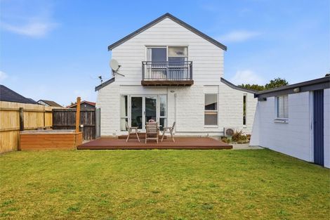 Photo of property in 18 Heathglen Avenue, Parklands, Christchurch, 8083