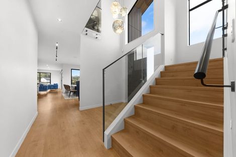 Photo of property in 6 Wheki Place, Swanson, Auckland, 0614