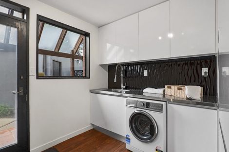 Photo of property in 19 Oakden Drive, Darfield, 7510