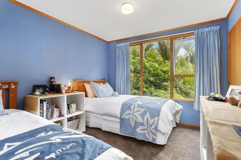 Photo of property in 50 Park Road, Titirangi, Auckland, 0604
