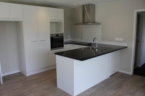 Photo of property in 11 Lewann Lane, Helensville, 0800