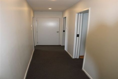 Photo of property in 3/12 Rimu Street, New Lynn, Auckland, 0600