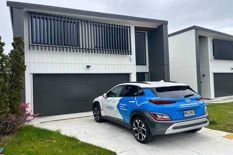 Photo of property in 35 Clyside Avenue, Half Moon Bay, Auckland, 2012