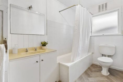 Photo of property in 3/167a Birkdale Road, Birkdale, Auckland, 0626