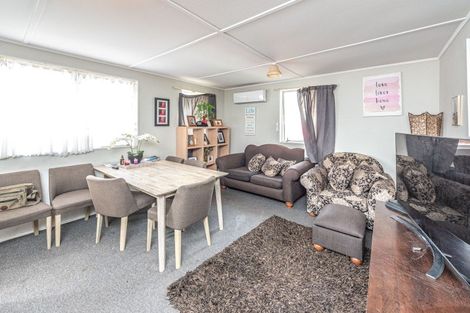 Photo of property in 28 Ward Street, Aramoho, Wanganui, 4500