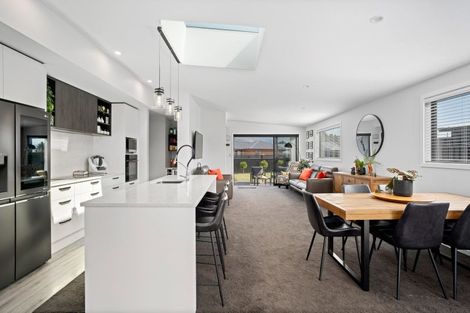 Photo of property in 1 Fraer Street, Cromwell, 9310