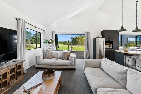 Photo of property in 8 Paparoa Road, Mangapai, Whangarei, 0178