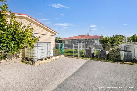 Photo of property in 2 Winchester Street, Levin, 5510