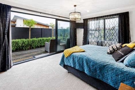 Photo of property in 14 Ruge Court, Cambridge, 3434