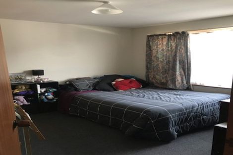 Photo of property in 72 Waratah Street, Avondale, Christchurch, 8061
