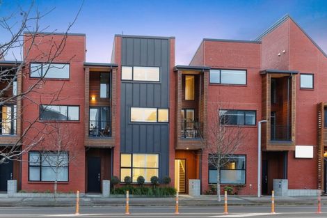 Photo of property in 84 Hobsonville Point Road, Hobsonville, Auckland, 0616