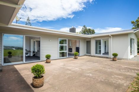 Photo of property in 171 Smart Road, Hillsborough, New Plymouth, 4372