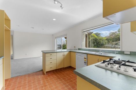 Photo of property in 12 Davies Road, Hurdon, New Plymouth, 4310