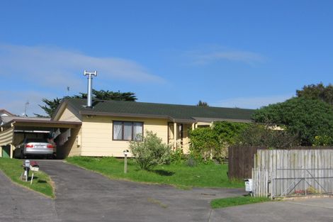 Photo of property in 1/10 Kimdale Place, Totara Heights, Auckland, 2105