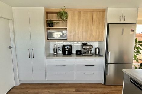 Photo of property in 35 Toorak Avenue, Avonhead, Christchurch, 8042