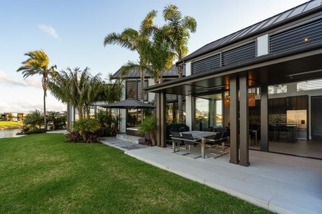 Photo of property in 3 Kuaka Grove, One Tree Point, 0118