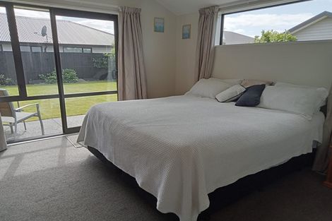 Photo of property in 25 Whincops Road, Halswell, Christchurch, 8025