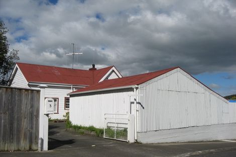 Photo of property in 3 Rose Street, Waipawa, 4210