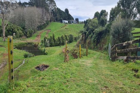Photo of property in 190 Ohanga Road, Onaero, Waitara, 4383