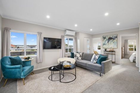 Photo of property in 65 King Street, Waiuku, 2123