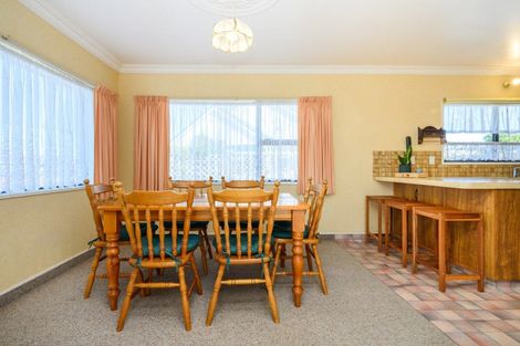 Photo of property in 22 Virginia Crescent, Feilding, 4702