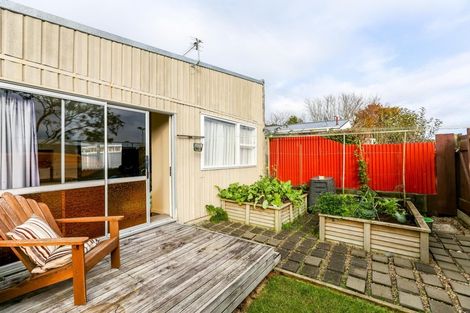 Photo of property in 204a Tukapa Street, Westown, New Plymouth, 4310