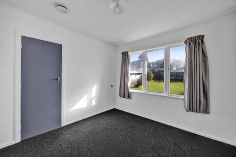 Photo of property in 10 Ramanui Avenue, Hawera, 4610
