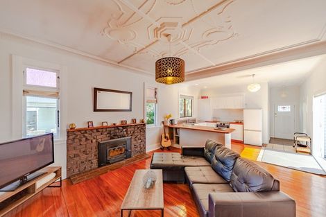 Photo of property in 14 Tavistock Road, Waipukurau, 4200