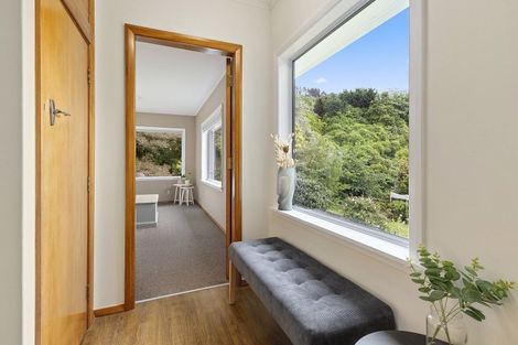 Photo of property in 52 Chester Road, Tawa, Wellington, 5028