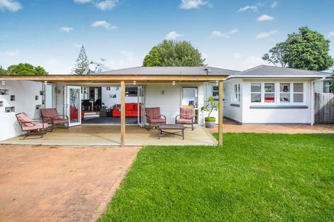 Photo of property in 91 Taikata Road, Te Atatu Peninsula, Auckland, 0610