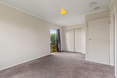 Photo of property in 3 Nikau Street, Levin, 5510
