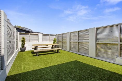 Photo of property in 1/50 Mandalay Terrace, Khandallah, Wellington, 6035