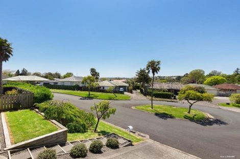 Photo of property in 7 Ranch Place, Pukekohe, 2120