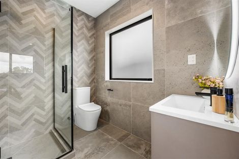 Photo of property in 73 Tributary Parade, Karaka, 2113